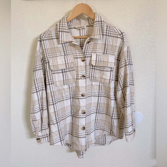 Cream Shacket - Picture 2 of 3